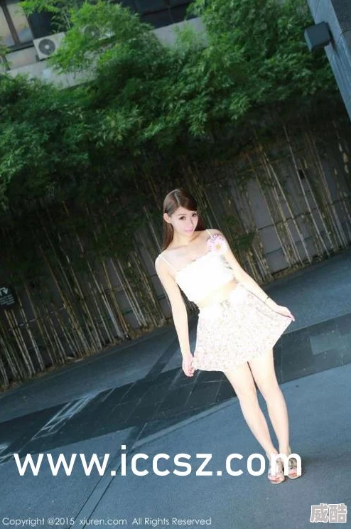 美女私房写真私处曝光网络疯传尺度大胆引发网友热议