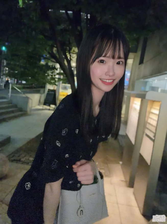 s1感谢祭惊闻小道消息，某人气选手疑似恋爱，粉丝纷纷猜测对象是谁