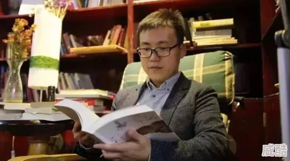 迟爱蓝淋原名迟爱难言是蓝淋的早期作品讲述了商界精英与落魄青年的爱情故事