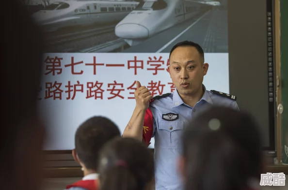 迟爱蓝淋原名迟爱难言是蓝淋的早期作品讲述了商界精英与落魄青年的爱情故事