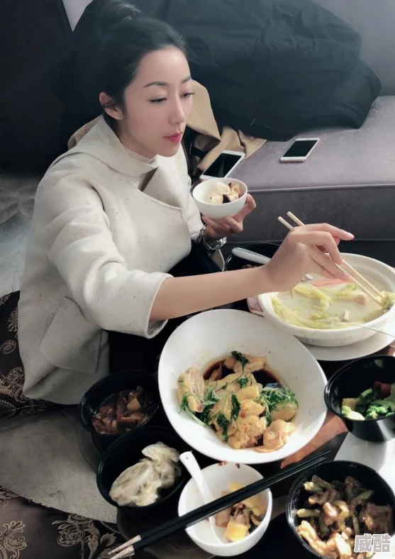 乱来合集据说主演私下关系复杂还有人带资进组剧组盒饭特别好吃