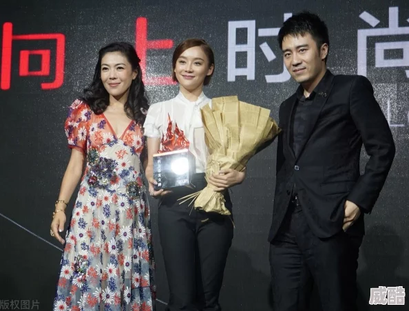浩方和魔兽争霸平台，我该选哪个？