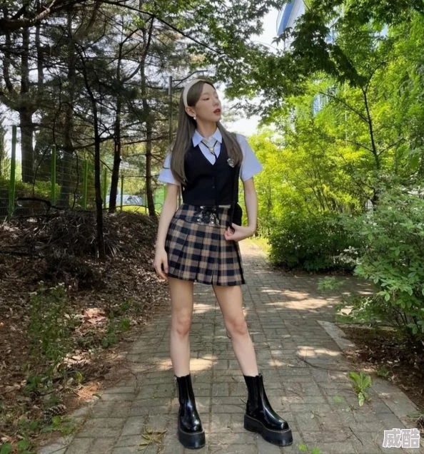 纸片少女2-8关卡难点在哪？通关技巧详解