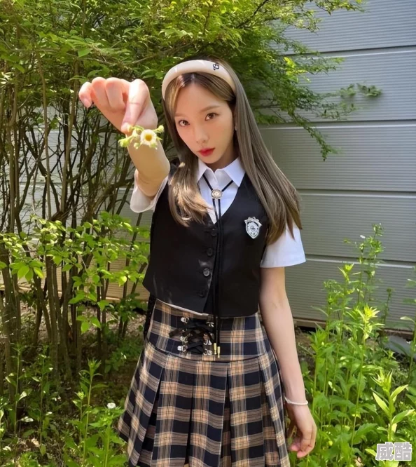 纸片少女2-8关卡难点在哪？通关技巧详解